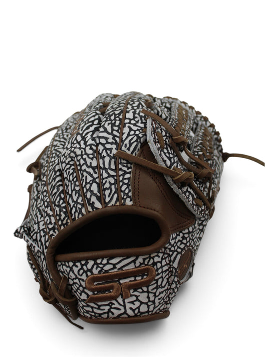 Elephant/Brown American Kip Leather Laced H-Web Handcrafted Glove - 13.5"
